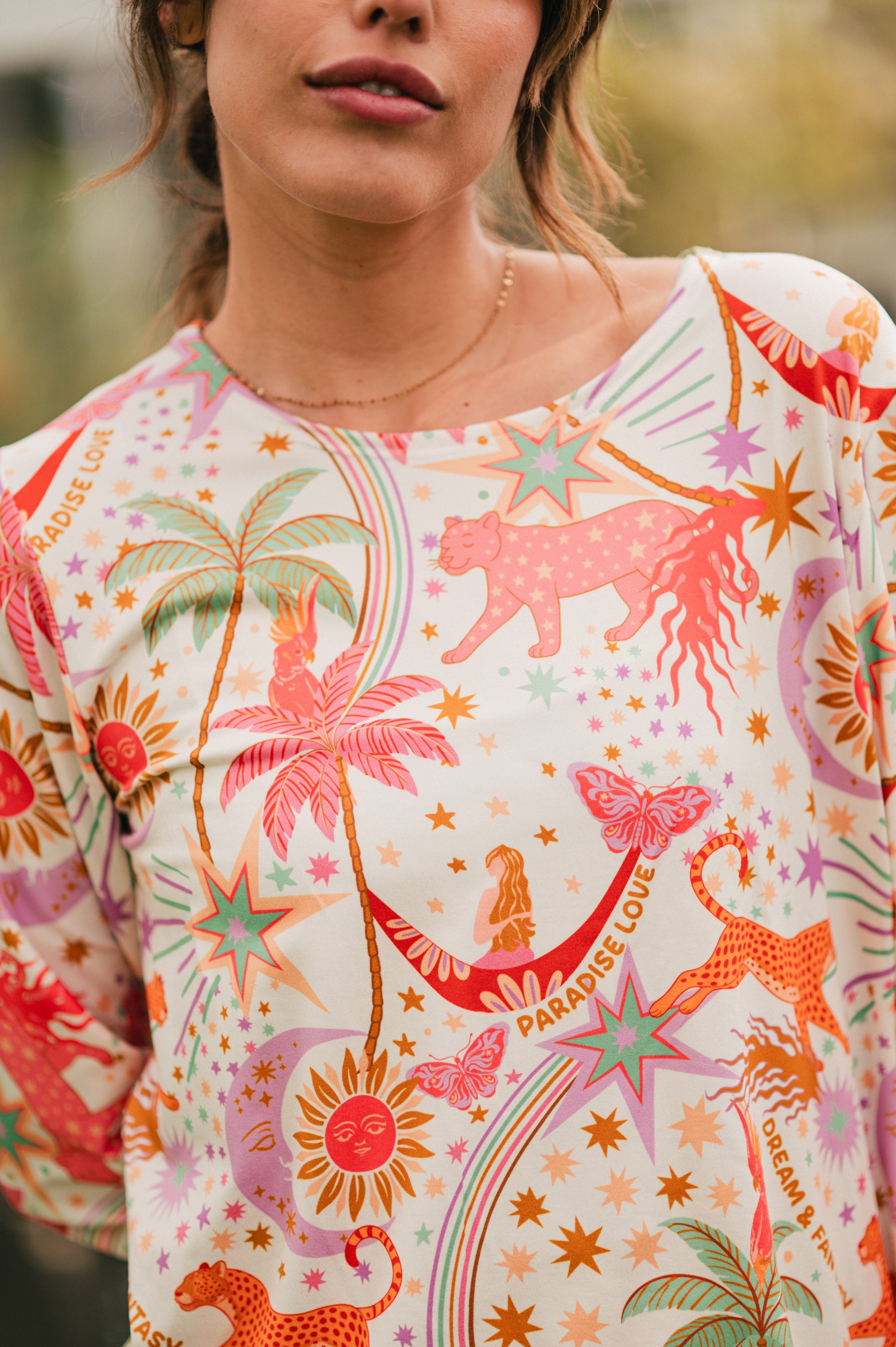 Paradise White Cuello Redondo Manga Larga y Short | Cómoda y Elegante