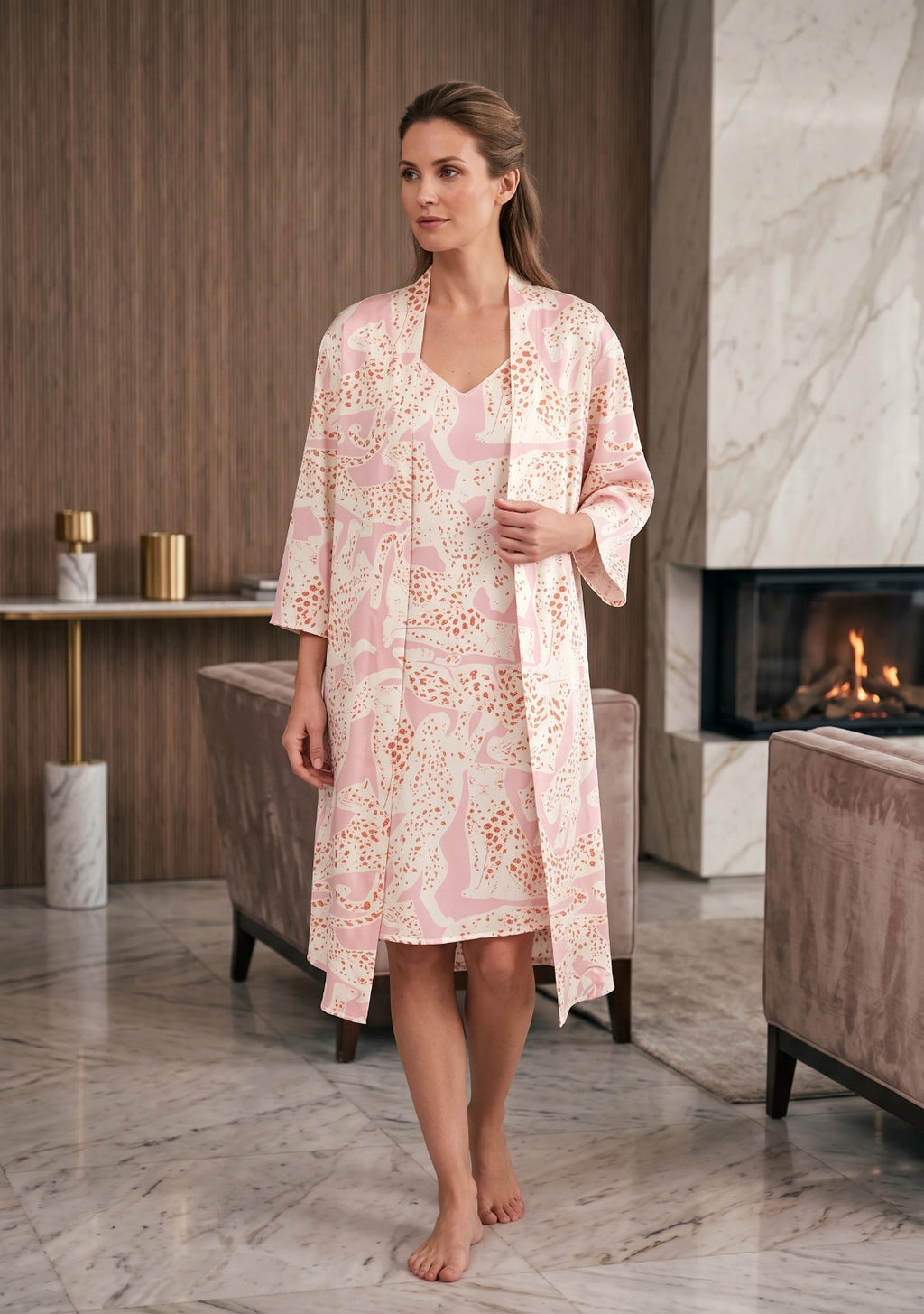 Pink Jaguar - Bata y Kimono