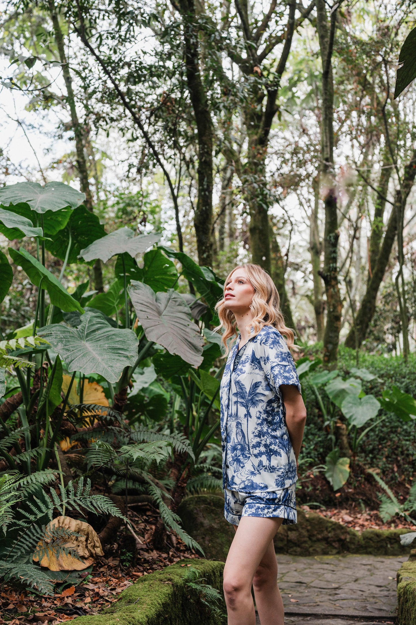 Selva Africana Azul - Camisa Manga Corta y Short