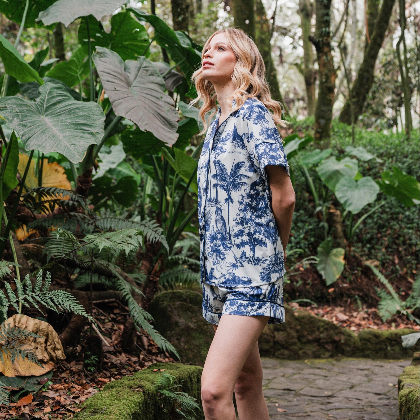 Selva Africana Azul - Camisa Manga Corta y Short