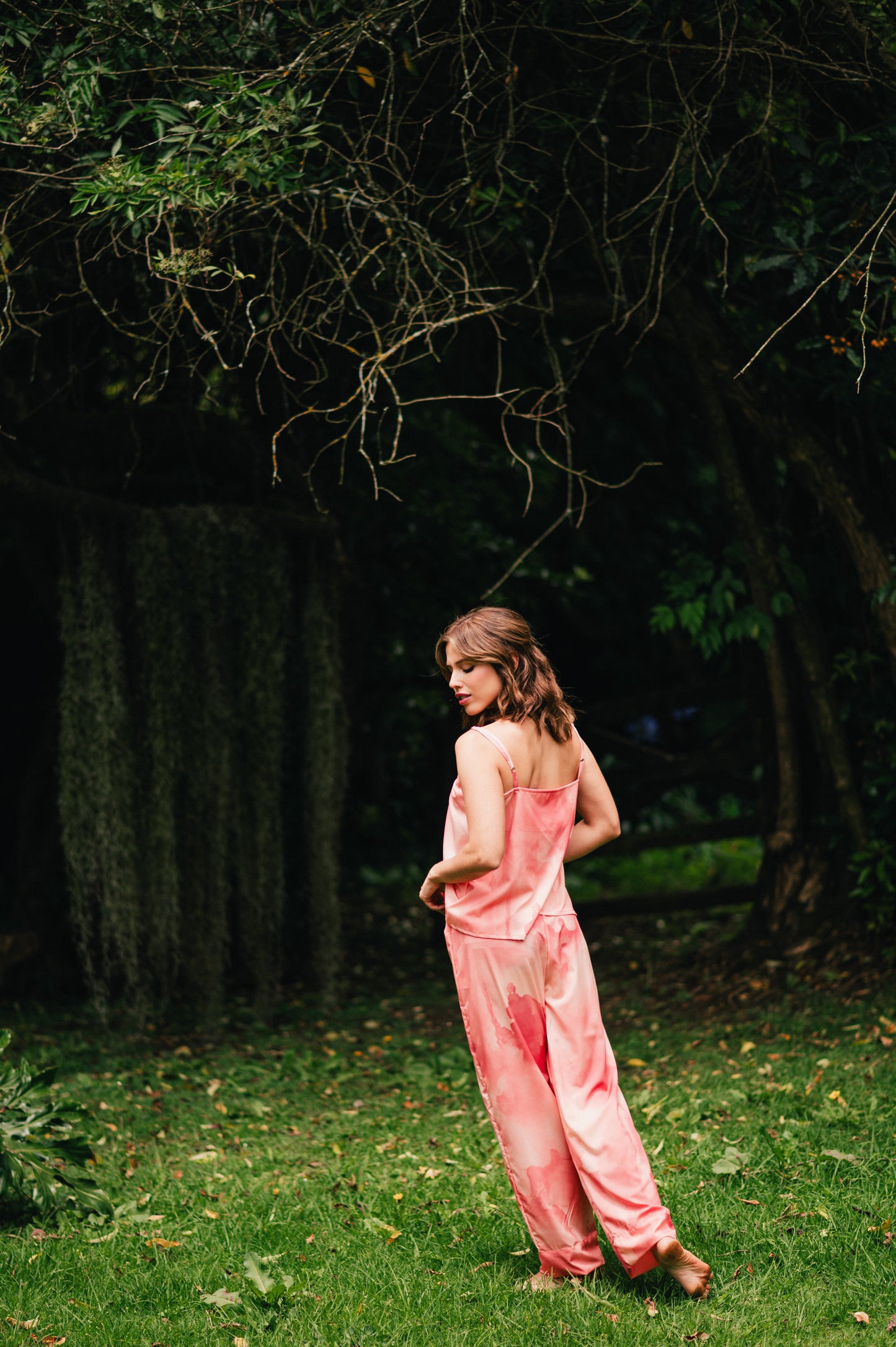 Salmon Sketch - Blusa de Tiritas y Pantalon
