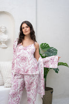 Siluetas Rosa - TresPiezas, Levantadora, Tiritas y Pantalon