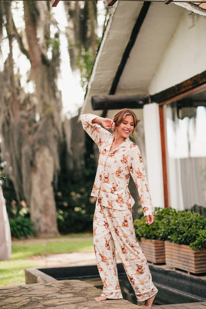 Teddy Beige - Mujer: Camisa y Pantalon