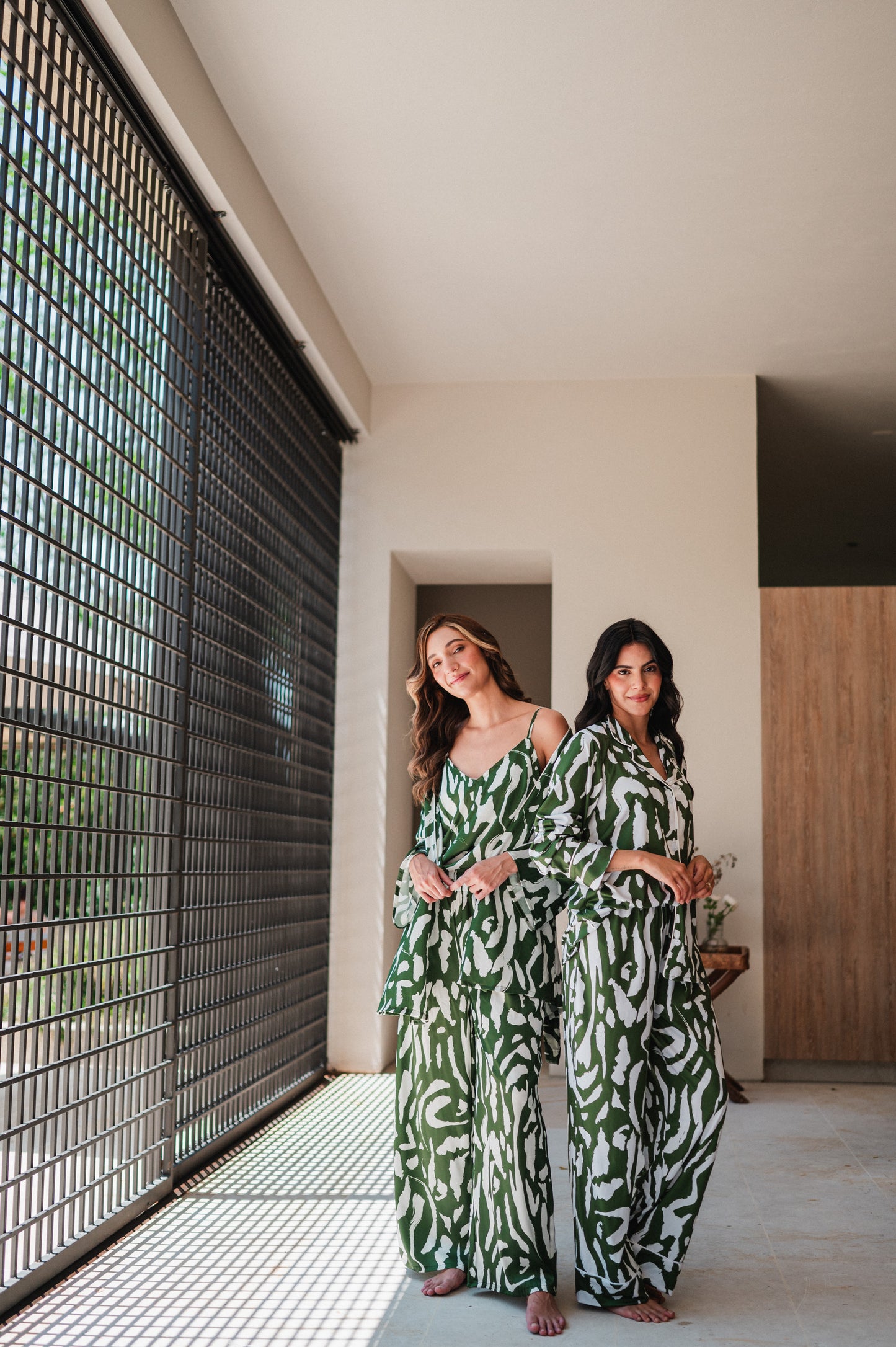 Trazos en Verde - Camisa Manga Larga y Pantalon
