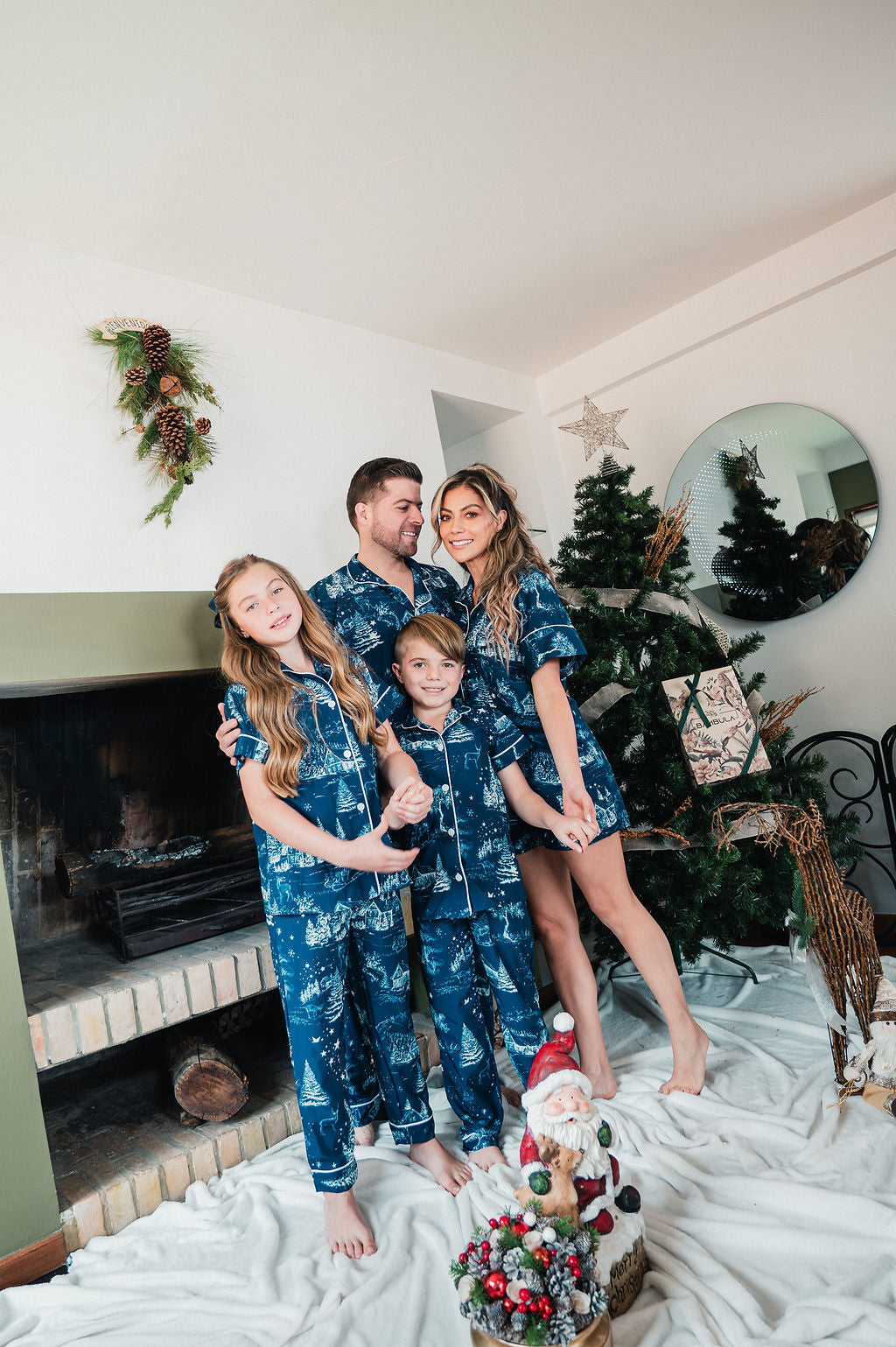 Villa de Santa Noche - KIDS: Camisa Manga Corta y Pantalon