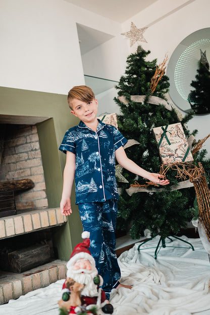 Villa de Santa Noche - KIDS: Camisa Manga Corta y Pantalon