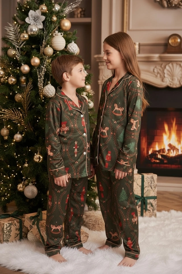 Cascanueces Verde - Kids: Camisa Manga Larga y Pantalon