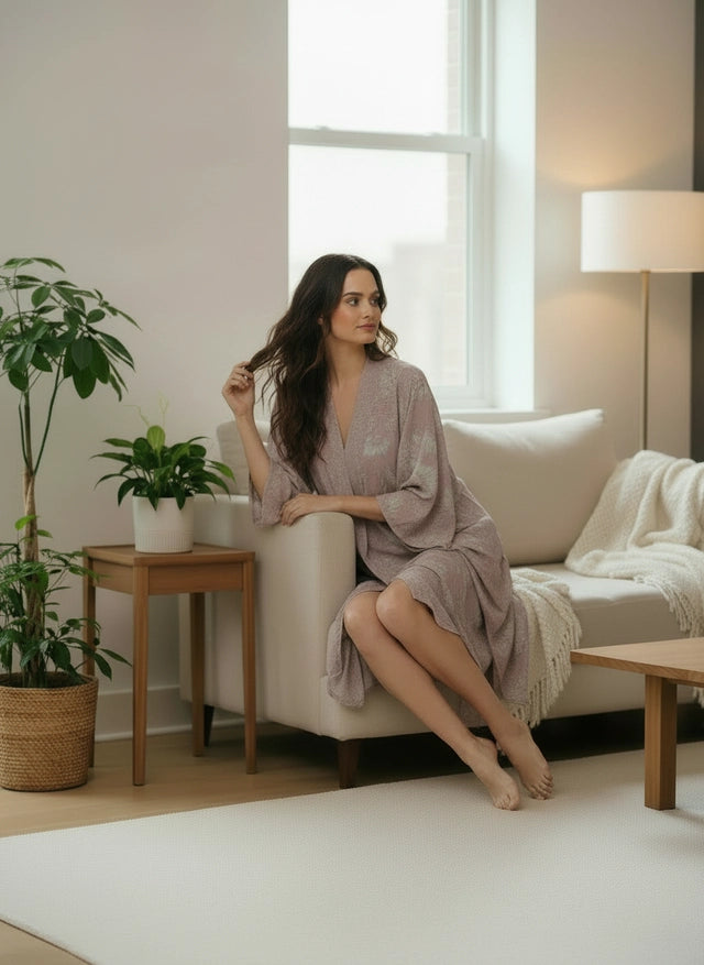 Lirios Palo Rosa - Bata y Kimono