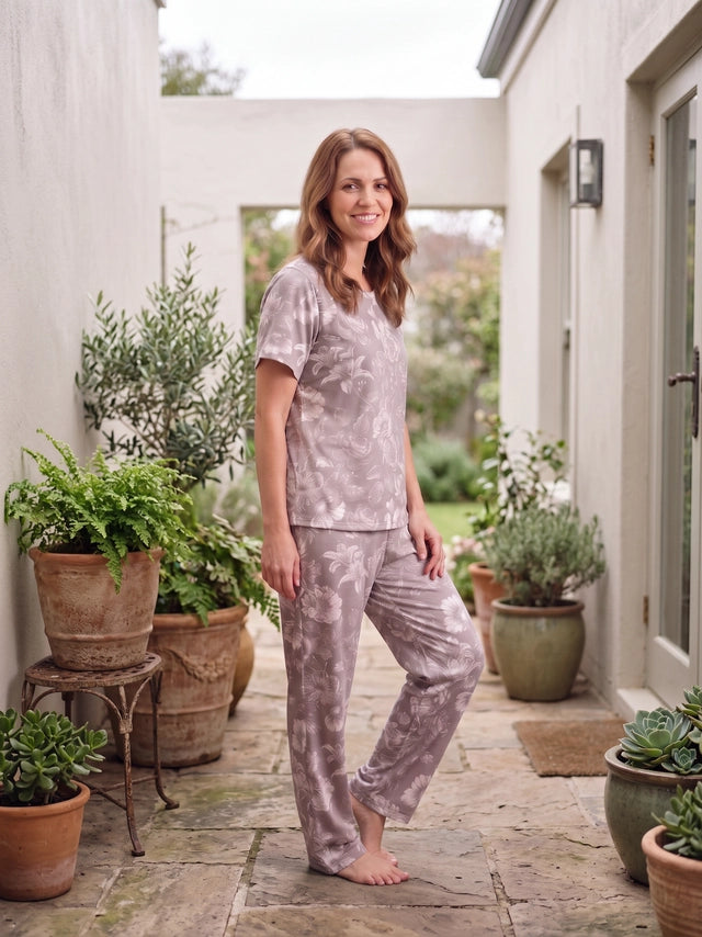 Lirios Nude - Cuello redondo manga corta + pantalon