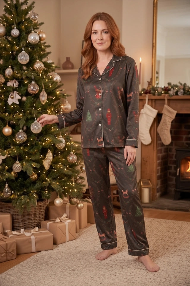 Cacanueces Verde Mujer - Camisa + Pantalon