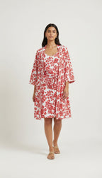 Petalos Carmesi - Bata y Kimono READY TO SHIP