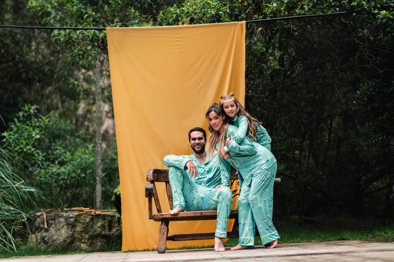 COCODRILOS EN VERDE - MUJER: Camisa y Pantalon - Image 2