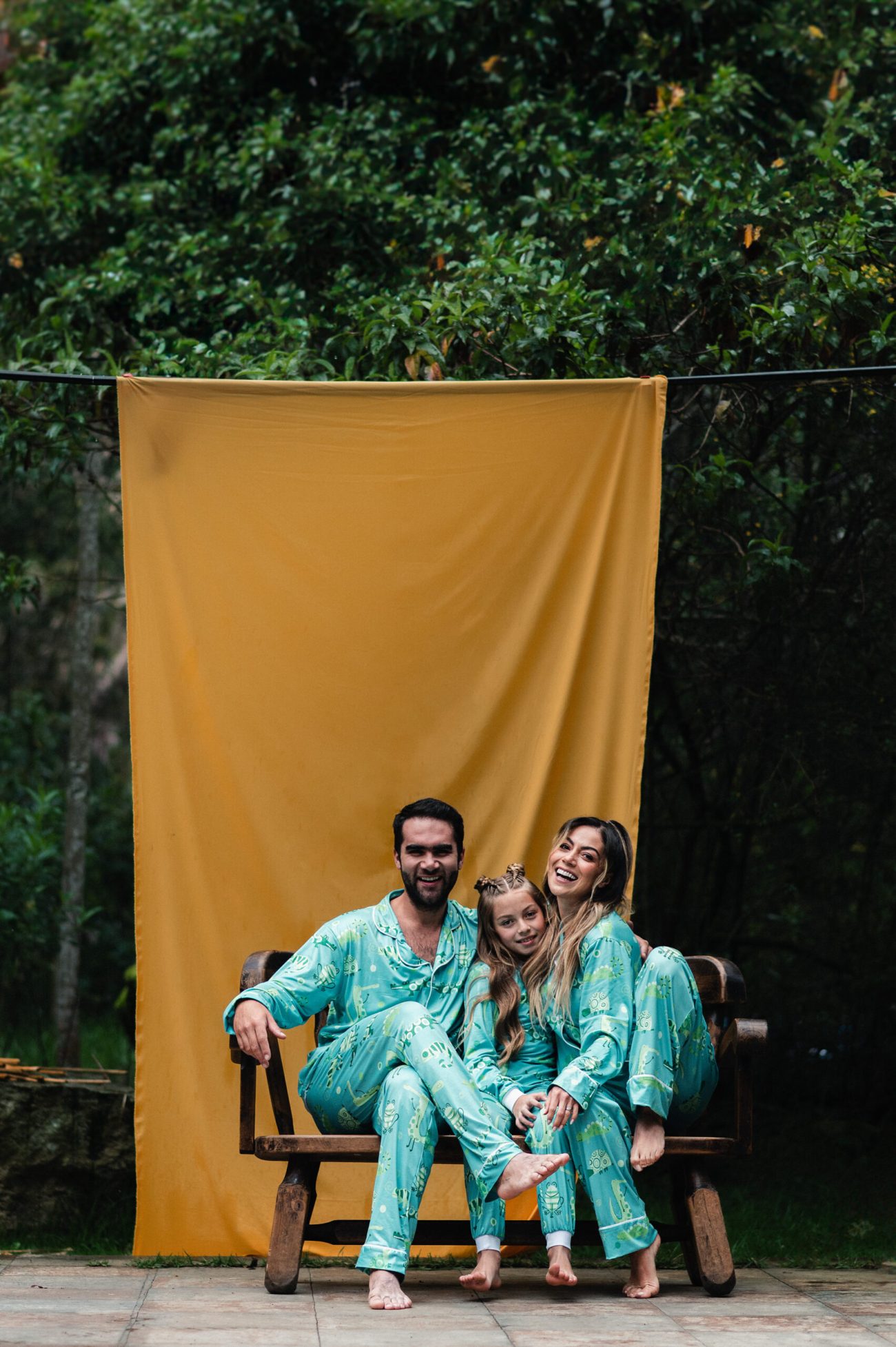 COCODRILOS EN VERDE - MUJER: Camisa y Pantalon - Image 3